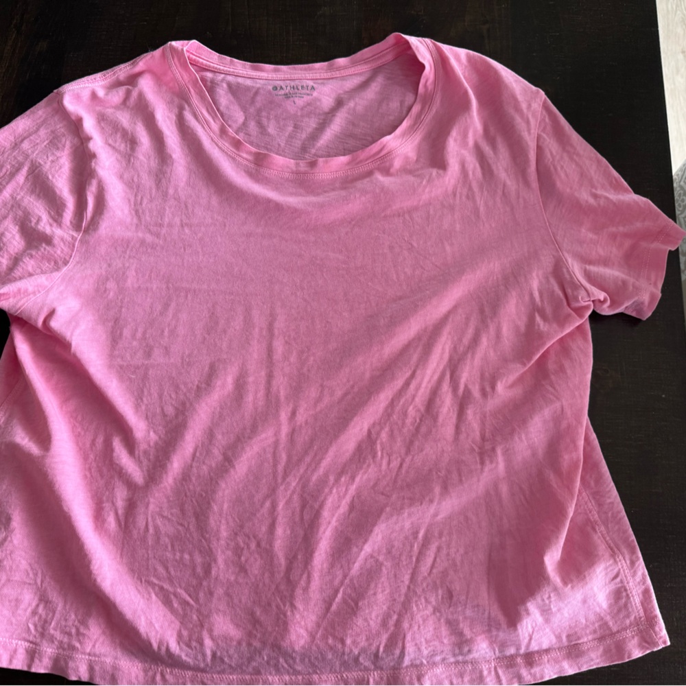 Athleta crop t, size large, color pink, GUC